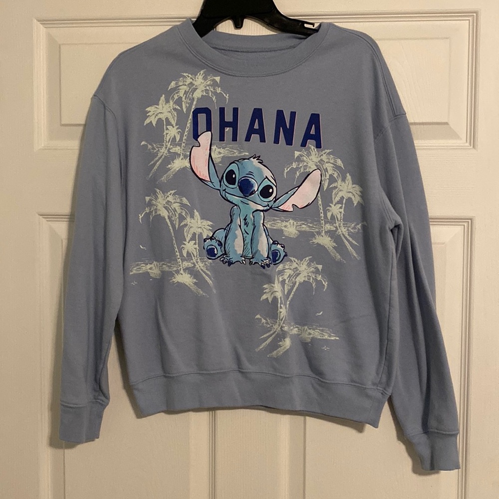 Disney Lelo and Stitch crewneck!